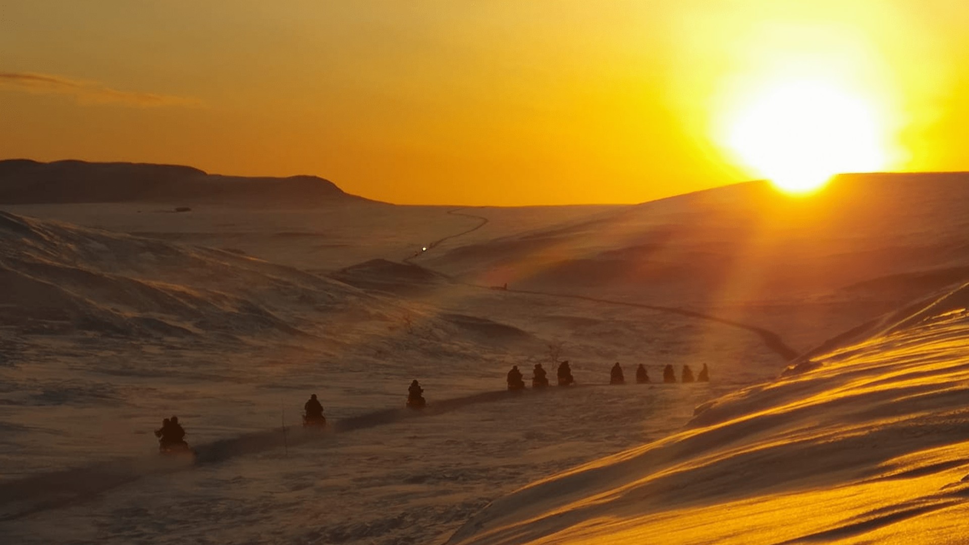 Schneemobil Tour in Alta
